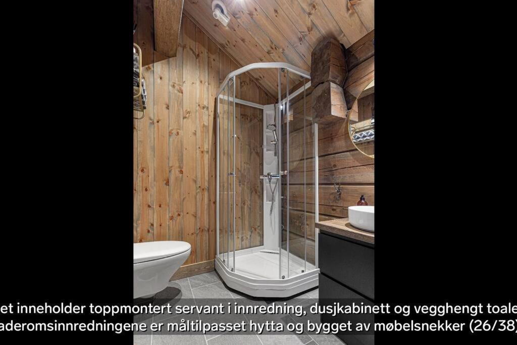 Flott Moderne I Holterdalen, 4 Soverom, 2 Bad, Jacuzzi, Garasje Rauland