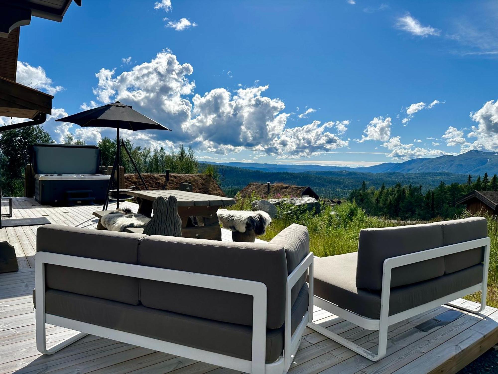 Flott Moderne I Holterdalen, 4 Soverom, 2 Bad, Jacuzzi, Garasje Holiday home Rauland