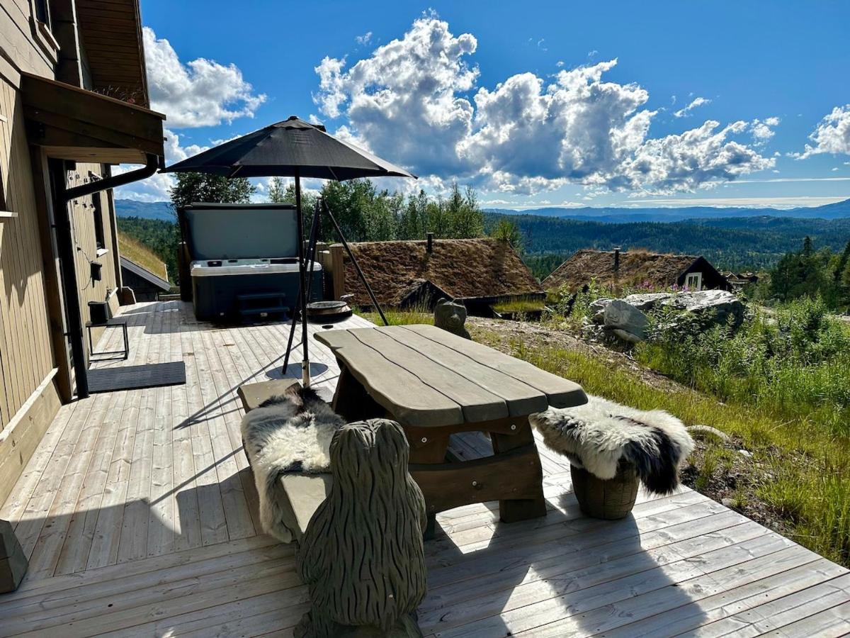 Flott Moderne I Holterdalen, 4 Soverom, 2 Bad, Jacuzzi, Garasje * Rauland